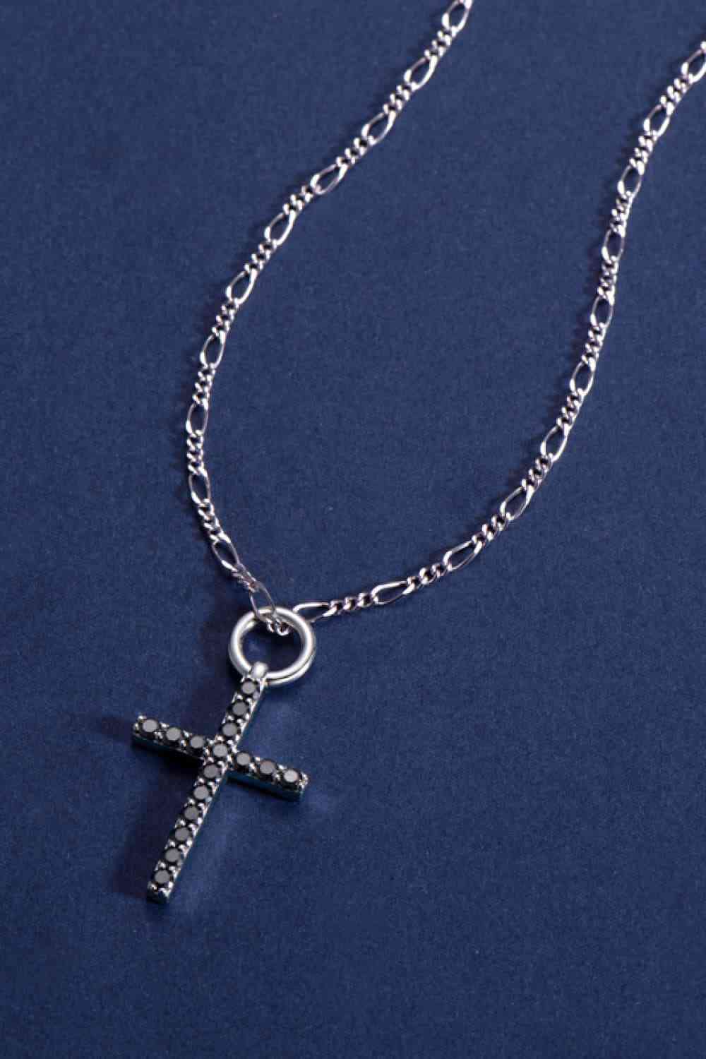 Manger Necklace